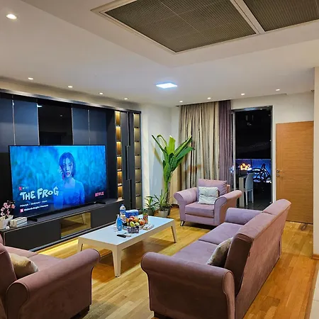 Apartment Taksim Perfect Residence, 3 Bedrooms, Pool, Sauna, Gym Istanbul
