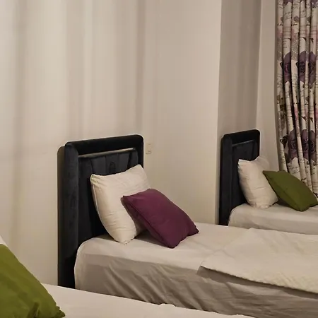 Taksim Perfect Residence, 3 Bedrooms, Pool, Sauna, Gym Istanbul