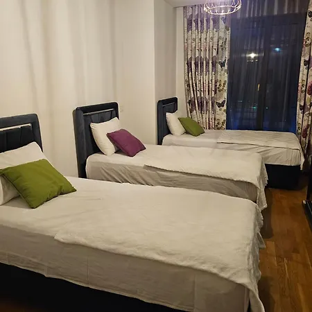 Taksim Perfect Residence, 3 Bedrooms, Pool, Sauna, Gym Apartment