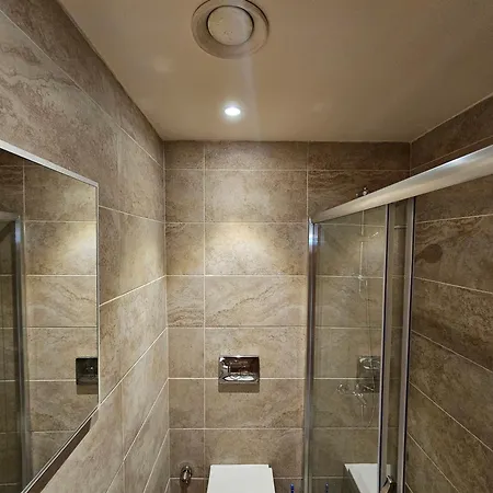 Taksim Perfect Residence, 3 Bedrooms, Pool, Sauna, Gym Daire