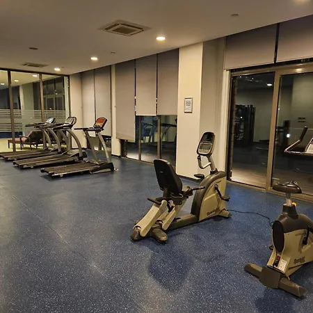 Taksim Perfect Residence, 3 Bedrooms, Pool, Sauna, Gym Daire