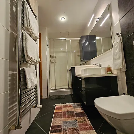 Daire Taksim Perfect Residence, 3 Bedrooms, Pool, Sauna, Gym *