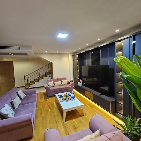 Taksim Perfect Residence, 3 Bedrooms, Pool, Sauna, Gym *