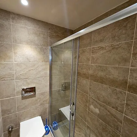 Taksim Perfect Residence, 3 Bedrooms, Pool, Sauna, Gym Daire *