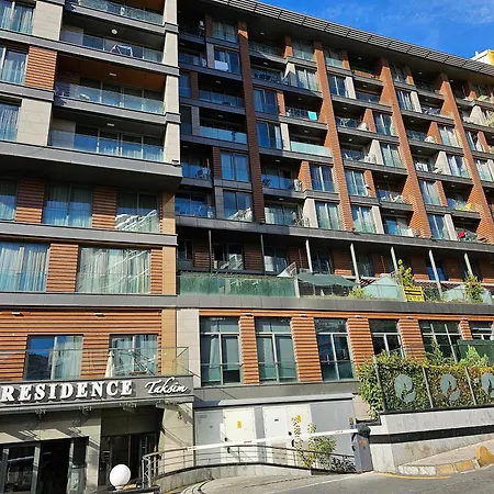 Daire Taksim Perfect Residence, 3 Bedrooms, Pool, Sauna, Gym İstanbul