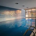 Taksim Perfect Residence, 3 Bedrooms, Pool, Sauna, Gym Istanbul