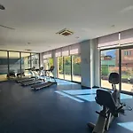 Taksim Perfect Residence, 3 Bedrooms, Pool, Sauna, Gym Lejlighed *