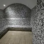 Taksim Perfect Residence, 3 Bedrooms, Pool, Sauna, Gym *