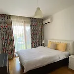 Taksim Perfect Residence, 3 Bedrooms, Pool, Sauna, Gym Lejlighed Istanbul