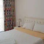Taksim Perfect Residence, 3 Bedrooms, Pool, Sauna, Gym Lejlighed Istanbul