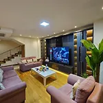 Lejlighed Taksim Perfect Residence, 3 Bedrooms, Pool, Sauna, Gym *